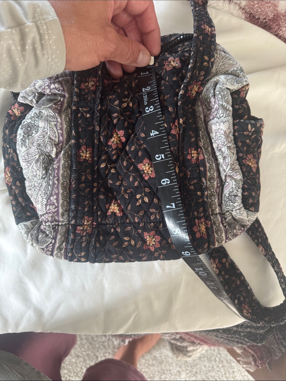 Quilted Black Floral Tote Bag - Quilted Shoulder Bag - Picture 6 of 6